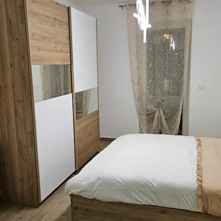 בית הארחה Vincotto Homes 3*