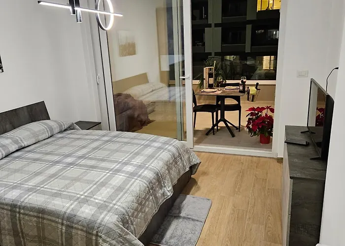 Vincotto Homes باري